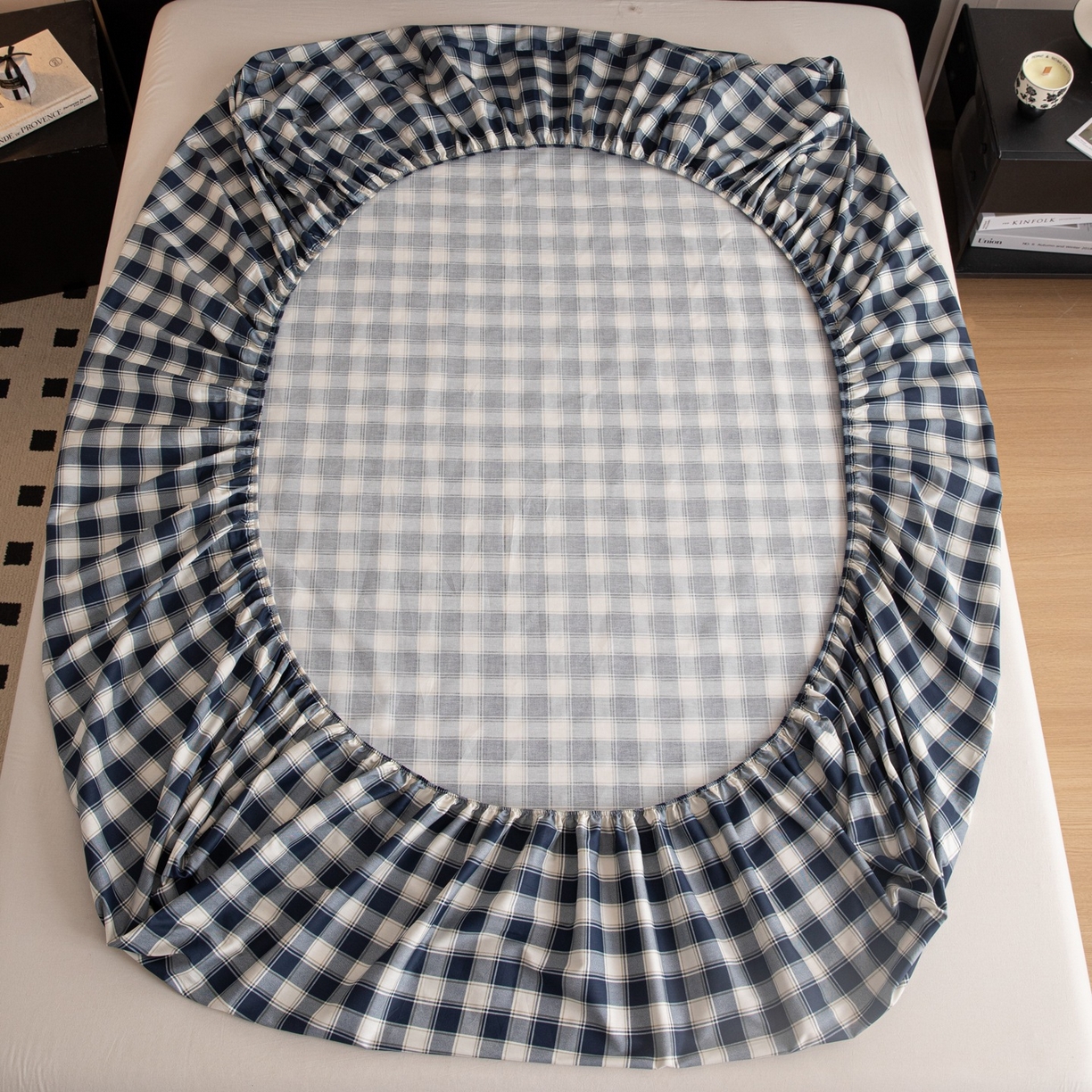 91家纺网 家纺一手货源 找家纺 女子家纺 2026新款40支13070全棉简约格子系列A版床笠 藏青学院