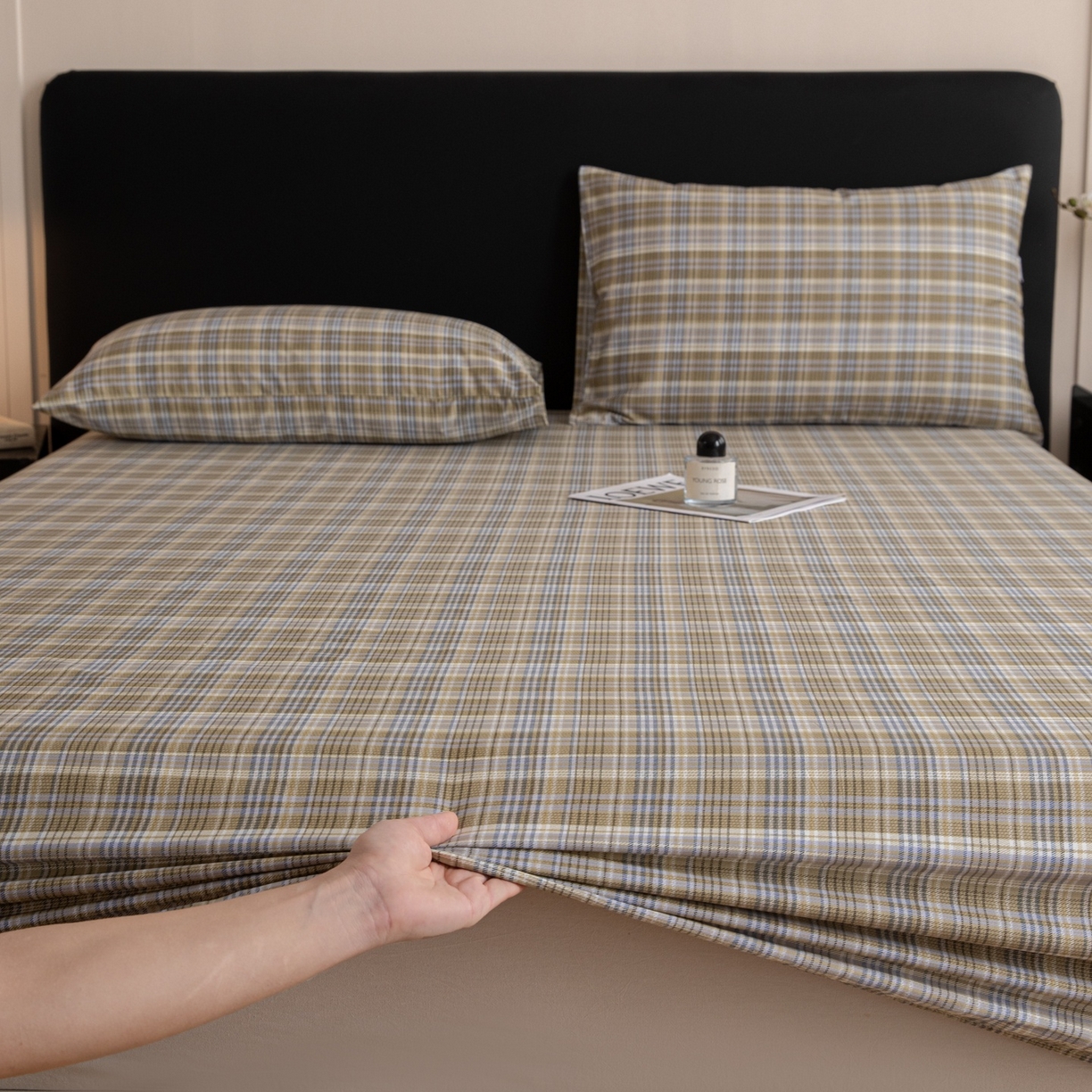 91家纺网 家纺一手货源 找家纺 女子家纺 2026新款40支13070全棉简约格子系列A版床笠 抹茶格