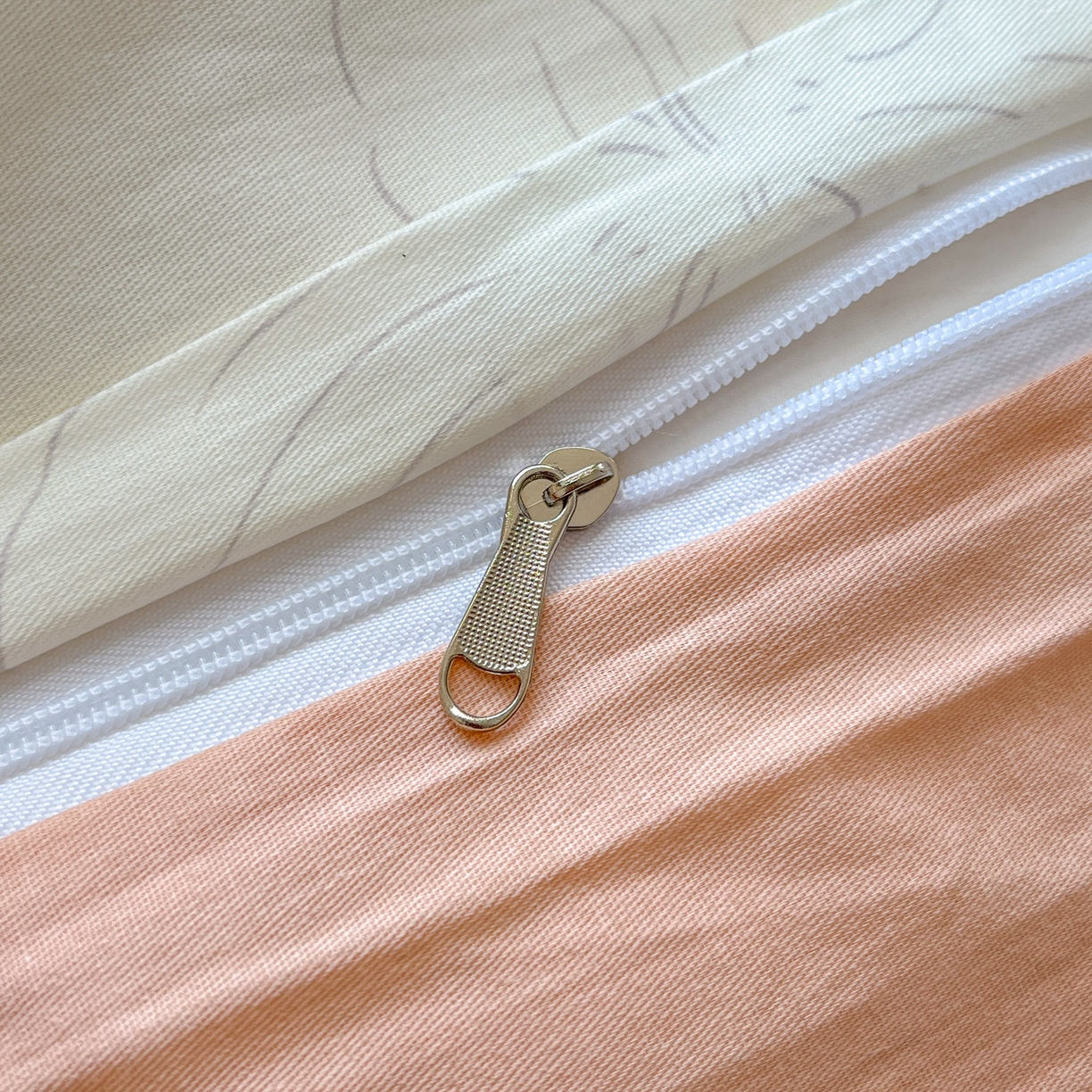 91家纺网 家纺一手货源 找家纺 简约家纺 2026新款全棉斜纹12868床笠系列 怡花