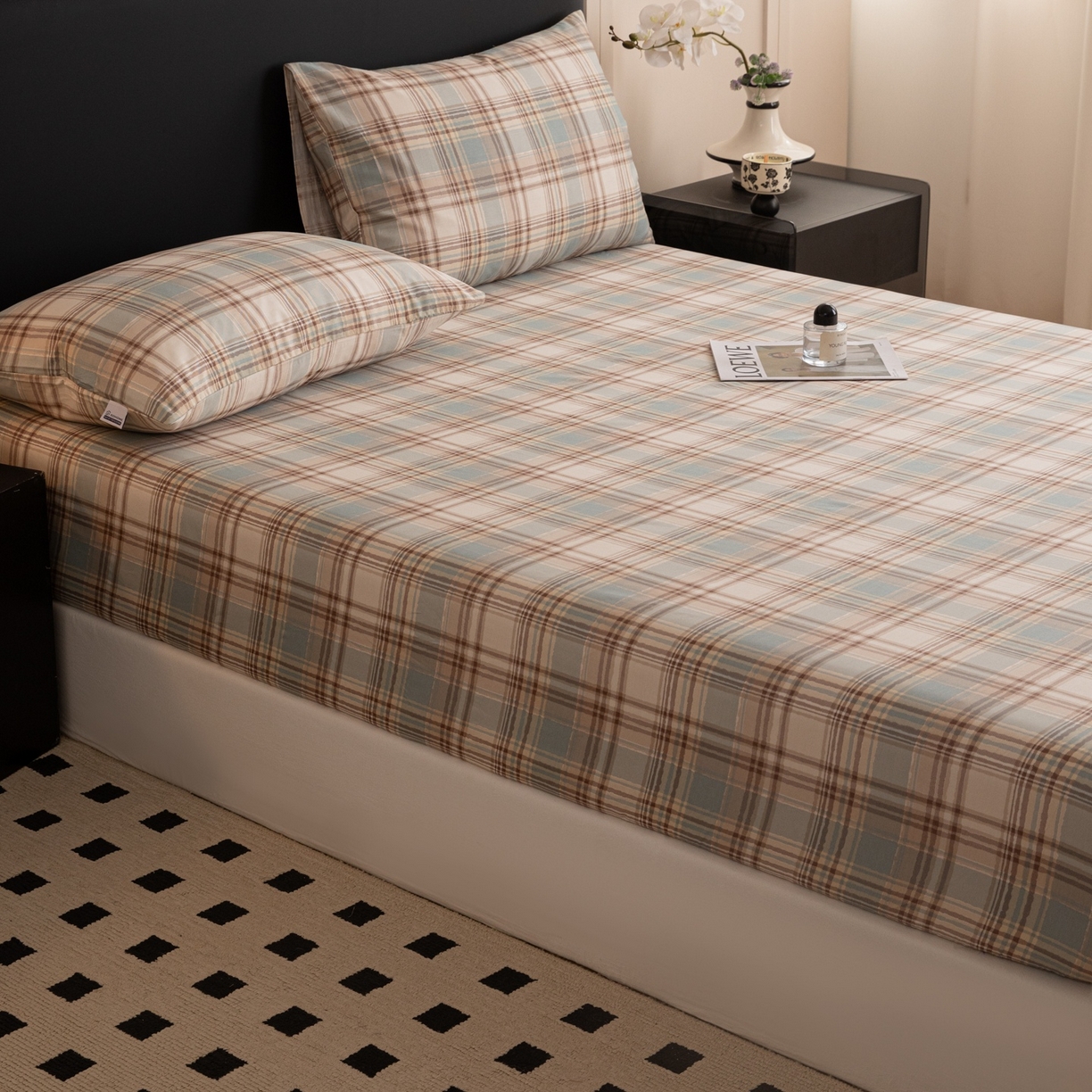 91家纺网 家纺一手货源 找家纺 女子家纺 2026新款40支13070全棉简约格子系列A版床笠 英伦-蓝咖