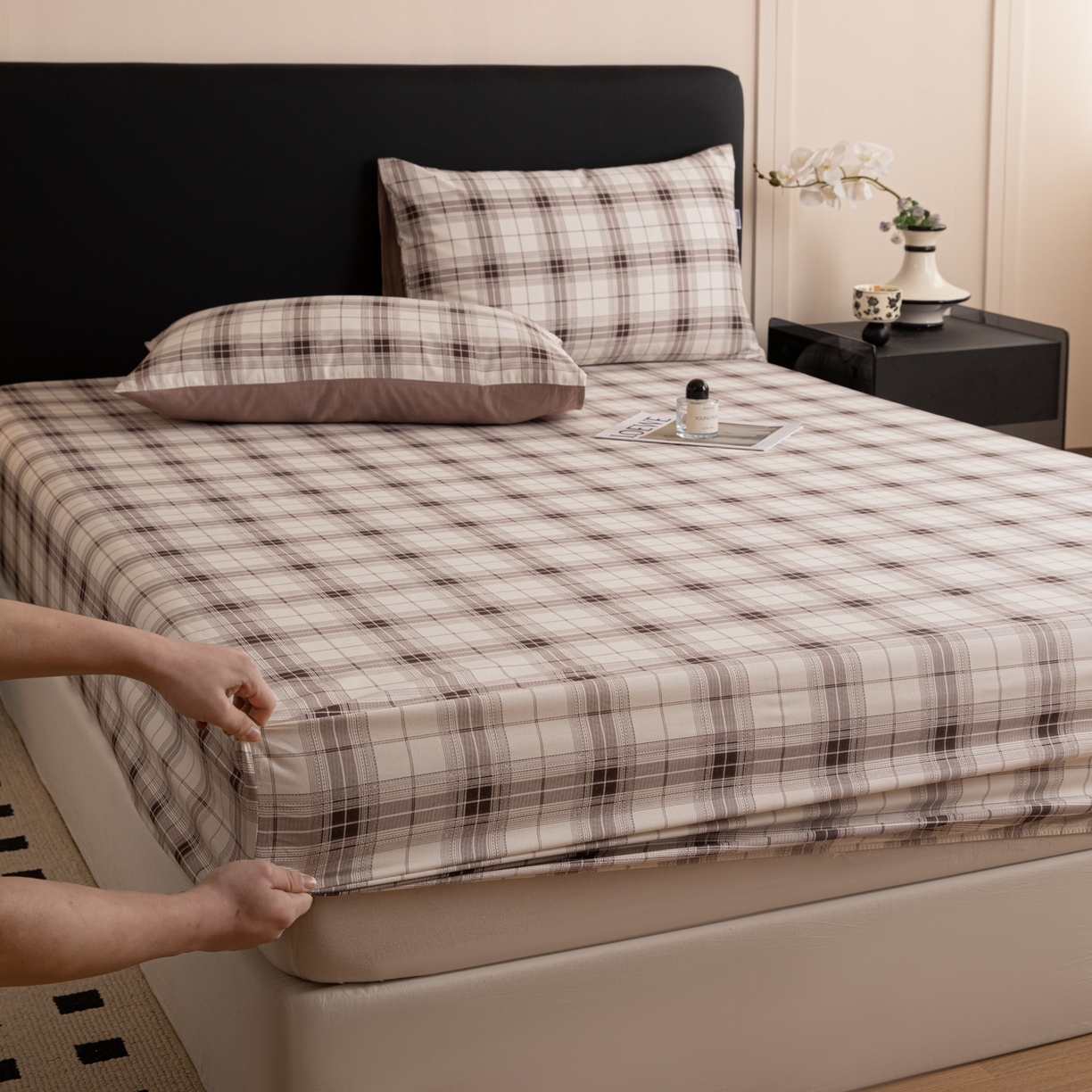 91家纺网 家纺一手货源 找家纺 女子家纺 2026新款40支13070全棉简约格子系列A版床笠 英伦-棕咖