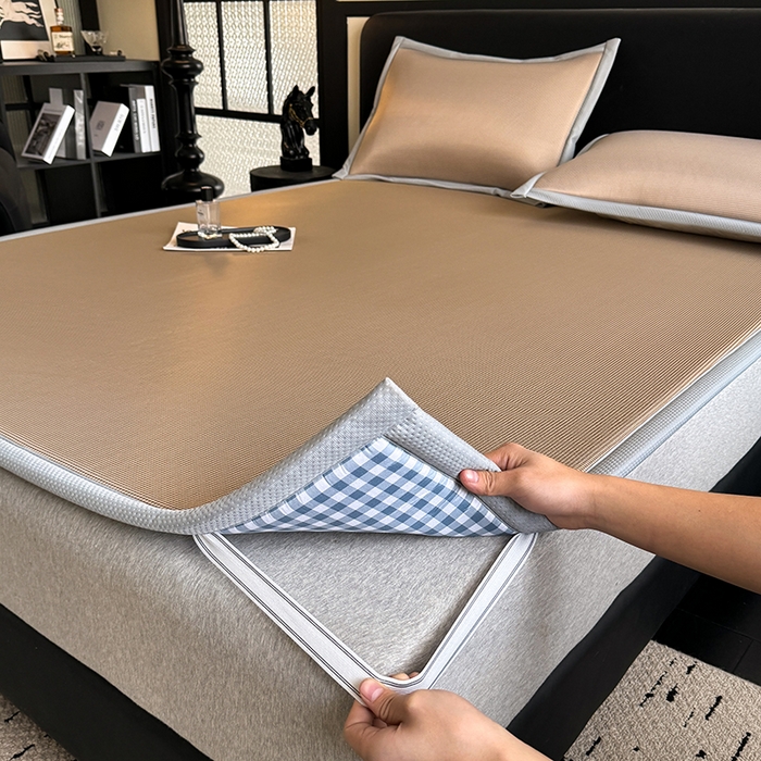 91家纺网 家纺一手货源 找家纺 （总）卡罗兰 2026新款床垫凉席席子双面可用碳光冰丝凉席床单单件三件套