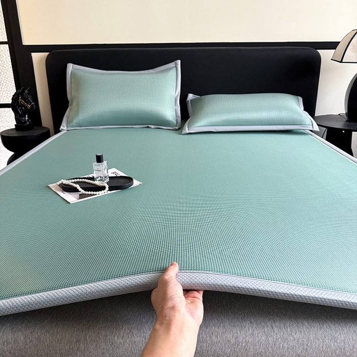 91家纺网 家纺一手货源 找家纺 卡罗兰 2026新款床垫凉席席子双面可用碳光冰丝凉席床单单件三件套 碳光冰丝-抹茶绿