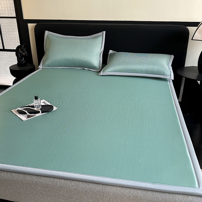 91家纺网 家纺一手货源 找家纺 卡罗兰 2026新款床垫凉席席子双面可用碳光冰丝凉席床单单件三件套 碳光冰丝-抹茶绿