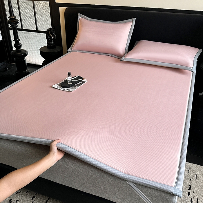 91家纺网 家纺一手货源 找家纺 卡罗兰 2026新款床垫凉席席子双面可用碳光冰丝凉席床单单件三件套 碳光冰丝-樱花粉