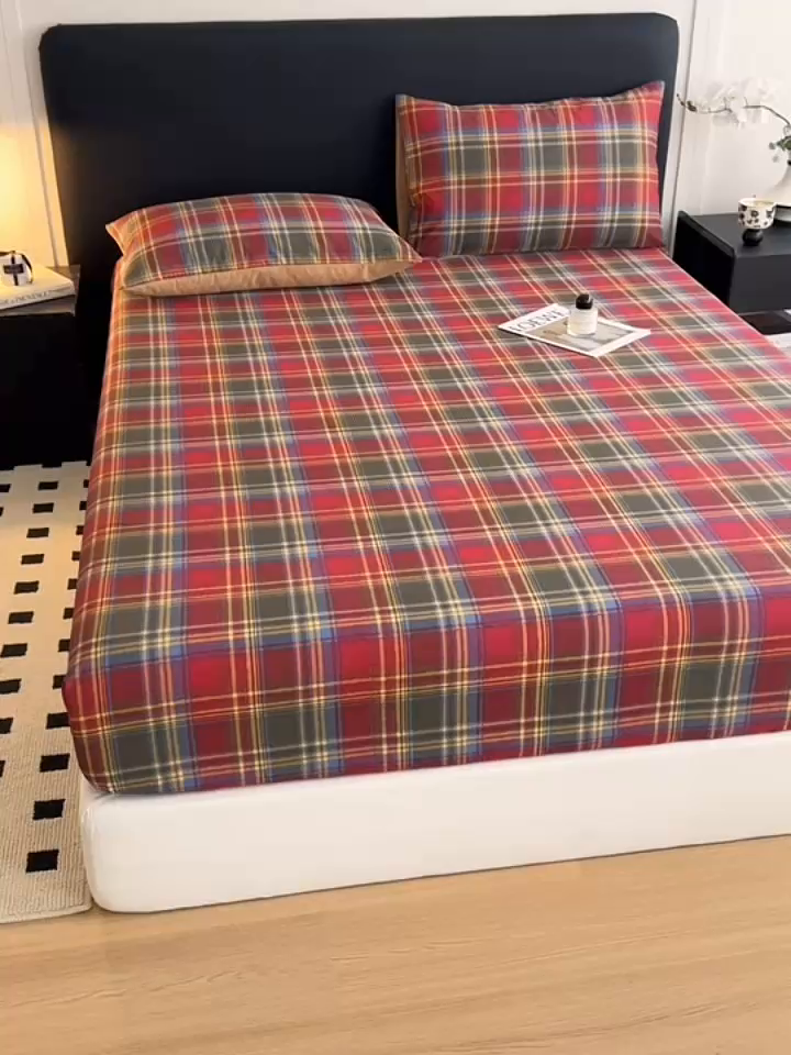 91家纺网 家纺一手货源 找家纺 女子家纺 2026新款40支13070全棉简约格子系列A版床笠 英伦-炽焰红