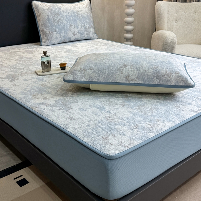 91家纺网 家纺一手货源 找家纺 （总）伊人坊 2026新款A类550克凉感提花值过0.21冰豆豆家用凉席子三件套夏季---床笠款