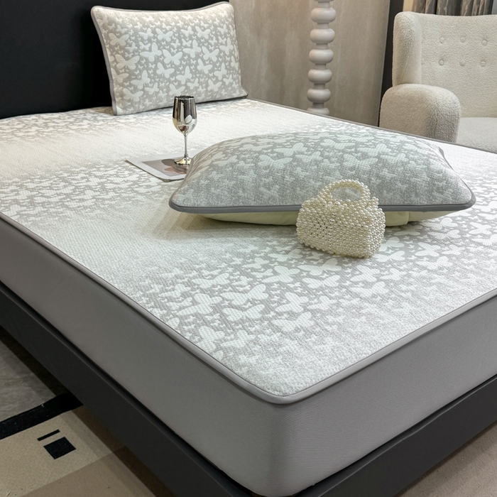 91家纺网 家纺一手货源 找家纺 （总）伊人坊 2026新款A类550克凉感提花值过0.21冰豆豆家用凉席子三件套夏季---床笠款