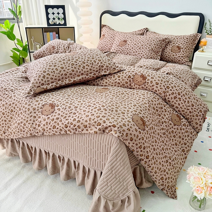 91家纺网 家纺一手货源 找家纺 九诺家纺 2026新款丝柔棉皱皱纱花边床盖四件套 米娅-豹纹KT