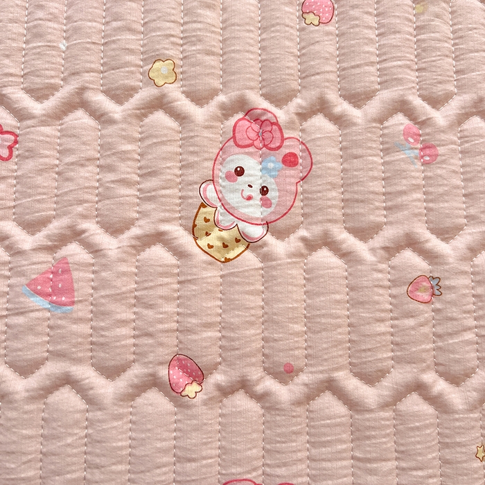 91家纺网 家纺一手货源 找家纺 维娜斯家纺 2026新款双层纱防水隔尿床垫婴儿垫姨妈垫 小兔莉莉