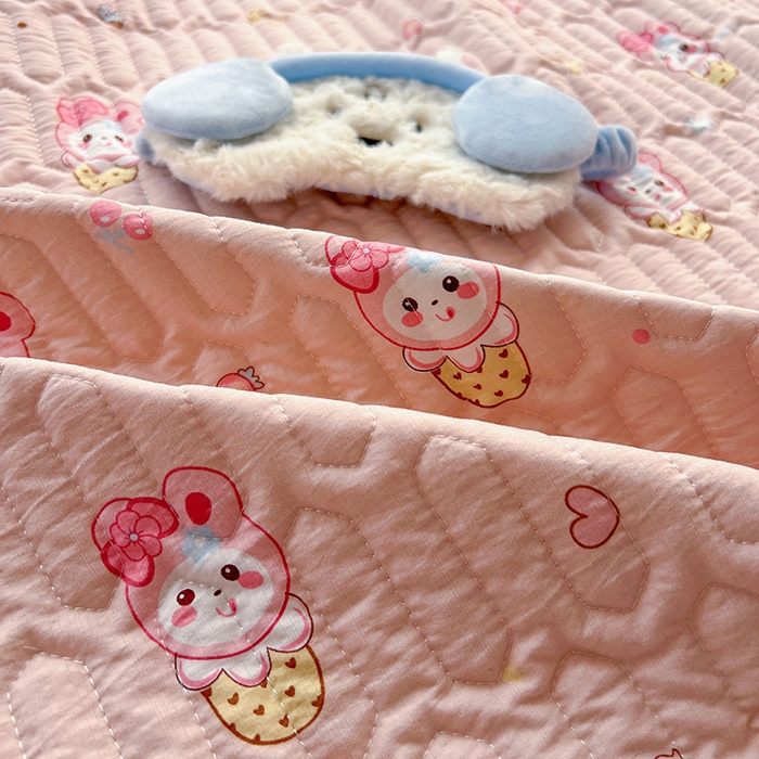 91家纺网 家纺一手货源 找家纺 维娜斯家纺 2026新款双层纱防水隔尿床垫婴儿垫姨妈垫 小兔莉莉