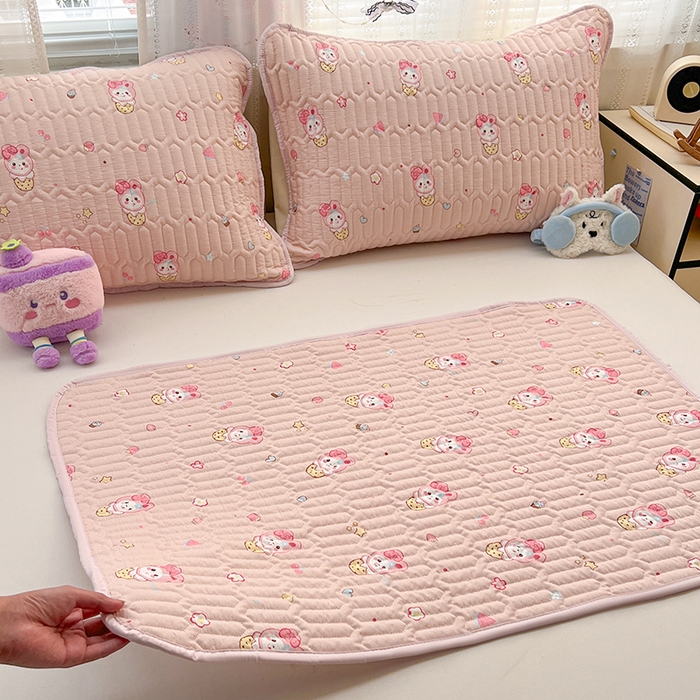 91家纺网 家纺一手货源 找家纺 维娜斯家纺 2026新款双层纱防水隔尿床垫婴儿垫姨妈垫 小兔莉莉