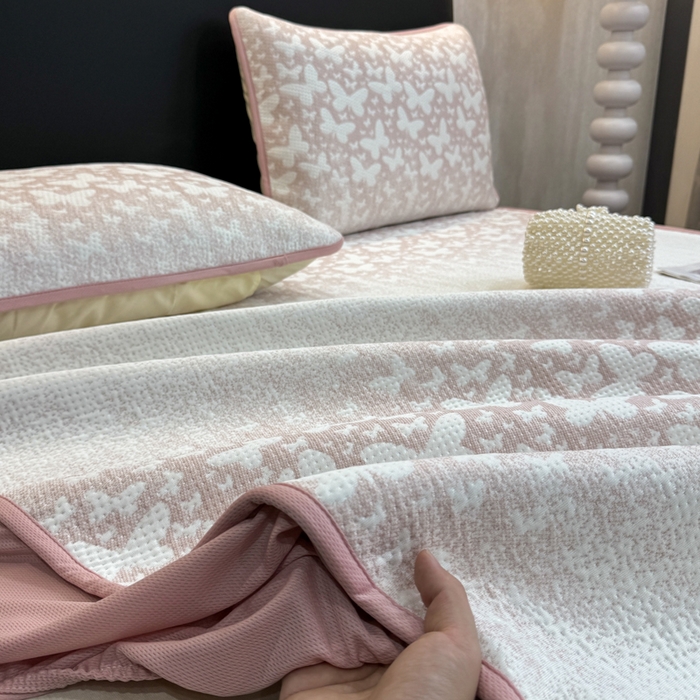 91家纺网 家纺一手货源 找家纺 （总）伊人坊 2026新款A类550克凉感提花值过0.21冰豆豆家用凉席子三件套夏季---床笠款