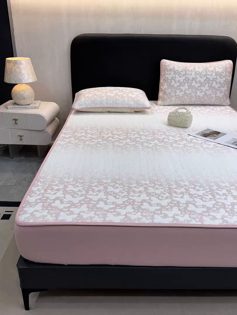 91家纺网 家纺一手货源 找家纺 （总）伊人坊 2026新款A类550克凉感提花值过0.21冰豆豆家用凉席子三件套夏季---床笠款