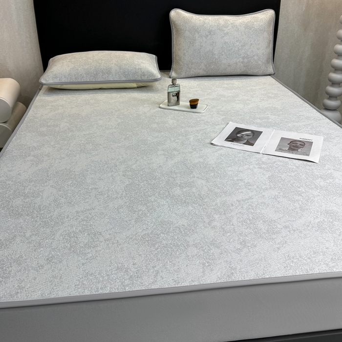 91家纺网 家纺一手货源 找家纺 伊人坊 2026新款A类550克凉感提花值过0.21冰豆豆家用凉席子三件套夏季---床笠款 繁花-灰