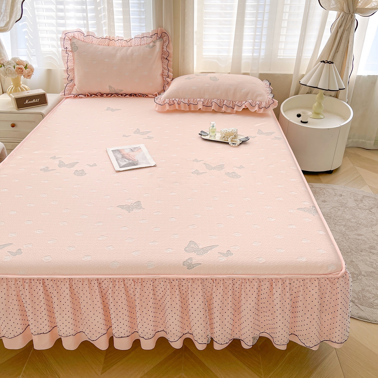 91家纺网 家纺一手货源 找家纺 （总）眠势力 2026新款冰豆豆床裙款床笠夏天冰凉豆豆空调席子带花边床裙床笠二合一