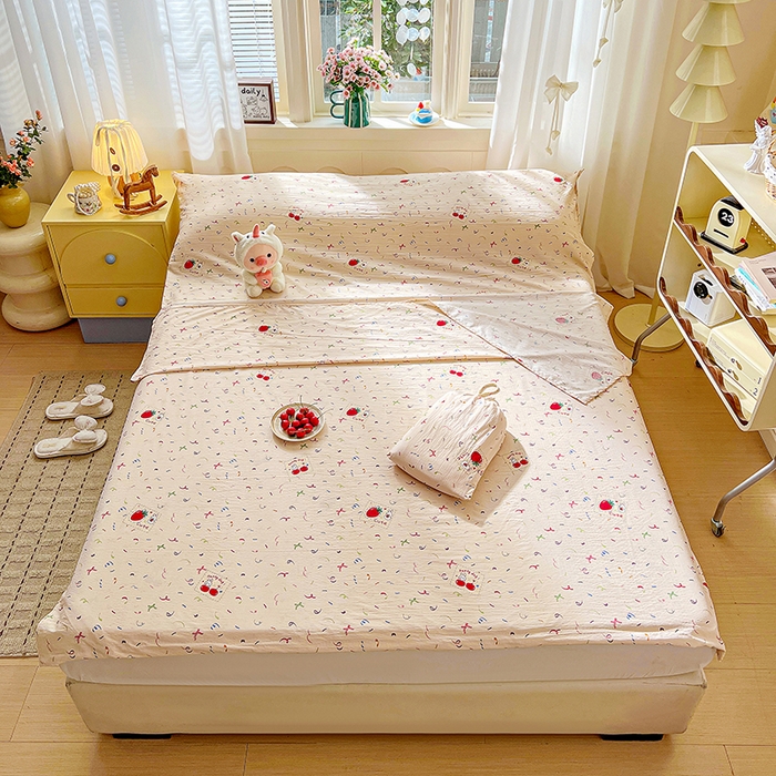 91家纺网 家纺一手货源 找家纺 维娜斯家纺 2026新款双层纱旅行酒店隔脏睡袋 森林派对