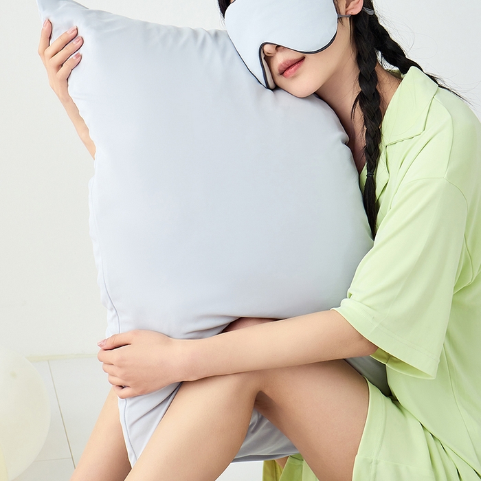 91家纺网 家纺一手货源 找家纺 LADYCOCO可可家居 2026新款coolmate多巴胺色系凉感枕套 枕套-灰