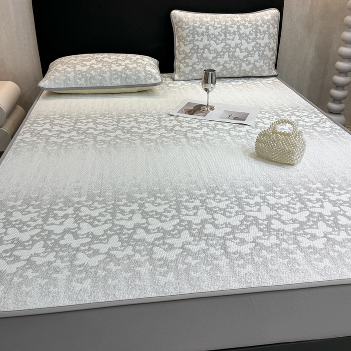 91家纺网 家纺一手货源 找家纺 伊人坊 2026新款A类550克凉感提花值过0.21冰豆豆家用凉席子三件套夏季---床笠款 花蝴蝶-灰