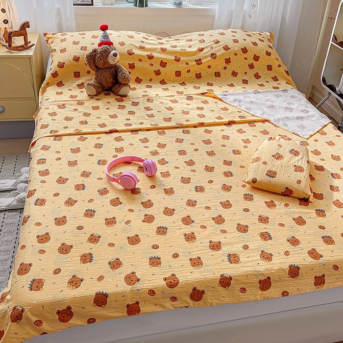 91家纺网 家纺一手货源 找家纺 维娜斯家纺 2026新款双层纱旅行酒店隔脏睡袋 小熊梦梦