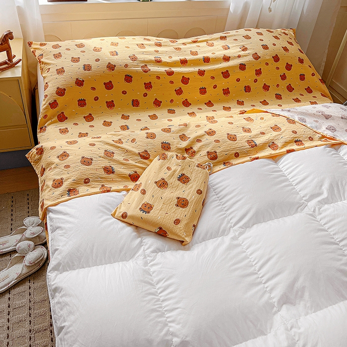 91家纺网 家纺一手货源 找家纺 维娜斯家纺 2026新款双层纱旅行酒店隔脏睡袋 小熊梦梦