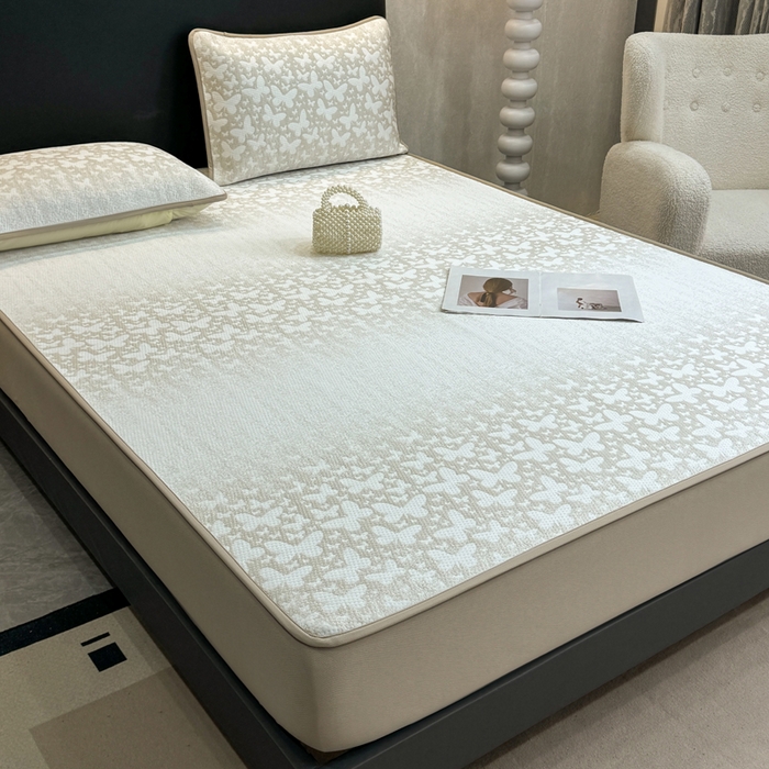 91家纺网 家纺一手货源 找家纺 伊人坊 2026新款A类550克凉感提花值过0.21冰豆豆家用凉席子三件套夏季---床笠款 花蝴蝶-咖