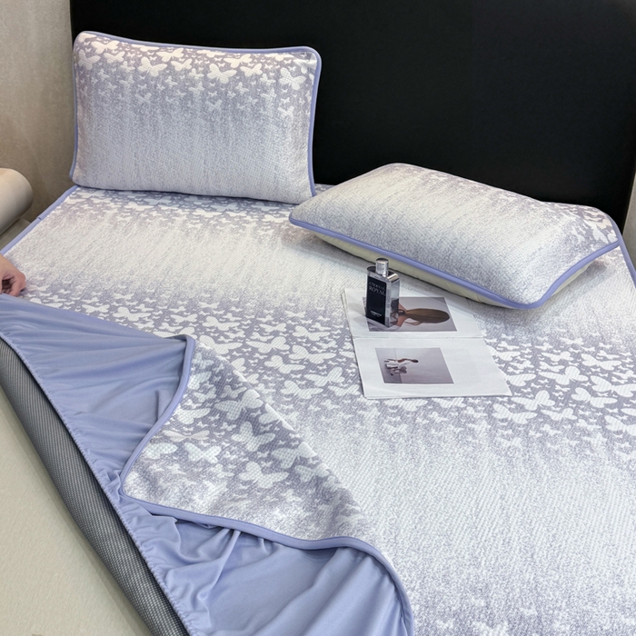 91家纺网 家纺一手货源 找家纺 伊人坊 2026新款A类550克凉感提花值过0.21冰豆豆家用凉席子三件套夏季---床笠款 花蝴蝶-蓝紫