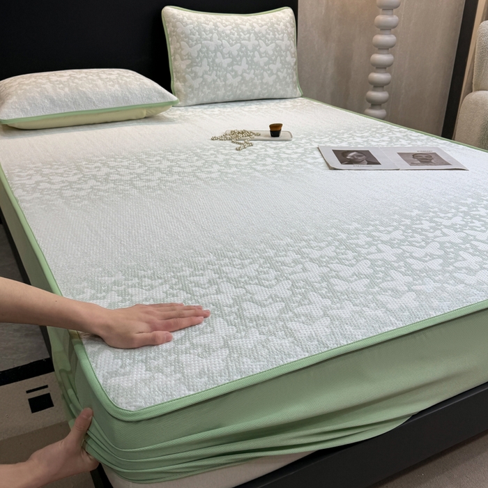 91家纺网 家纺一手货源 找家纺 伊人坊 2026新款A类550克凉感提花值过0.21冰豆豆家用凉席子三件套夏季---床笠款 花蝴蝶-绿