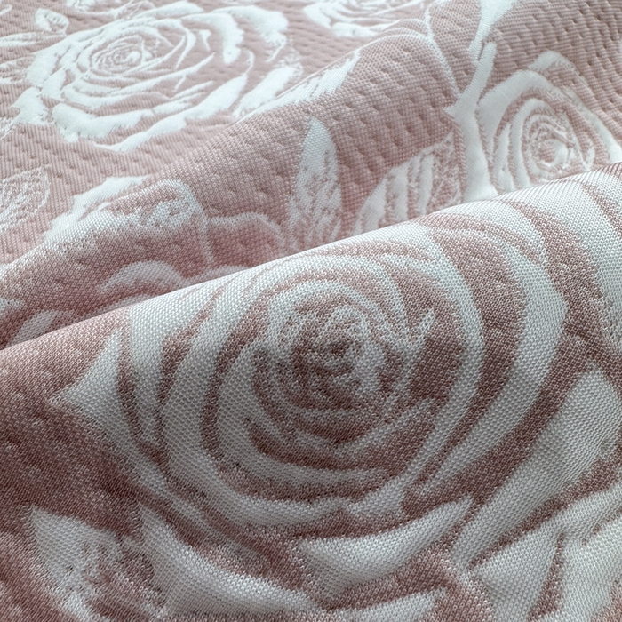 91家纺网 家纺一手货源 找家纺 伊人坊 2026新款A类550克凉感提花值过0.21冰豆豆家用凉席子三件套夏季---床笠款 玫瑰-粉