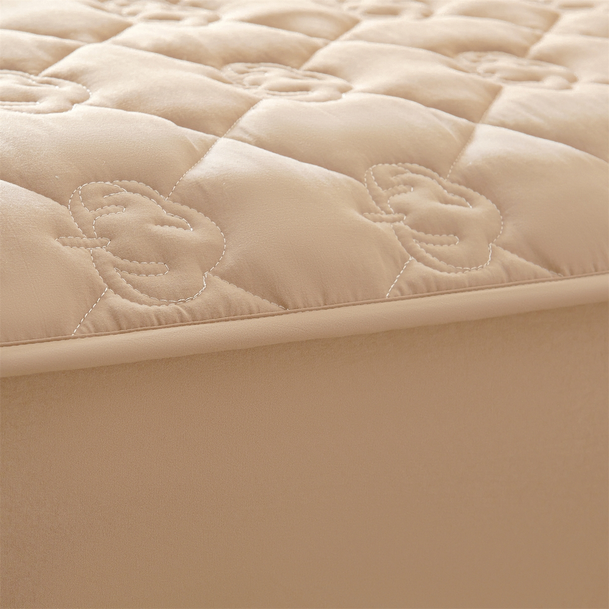 91家纺网 家纺一手货源 找家纺 柔品 2026新款牛奶棉新疆棉花夹棉床笠 新疆棉花-卡其