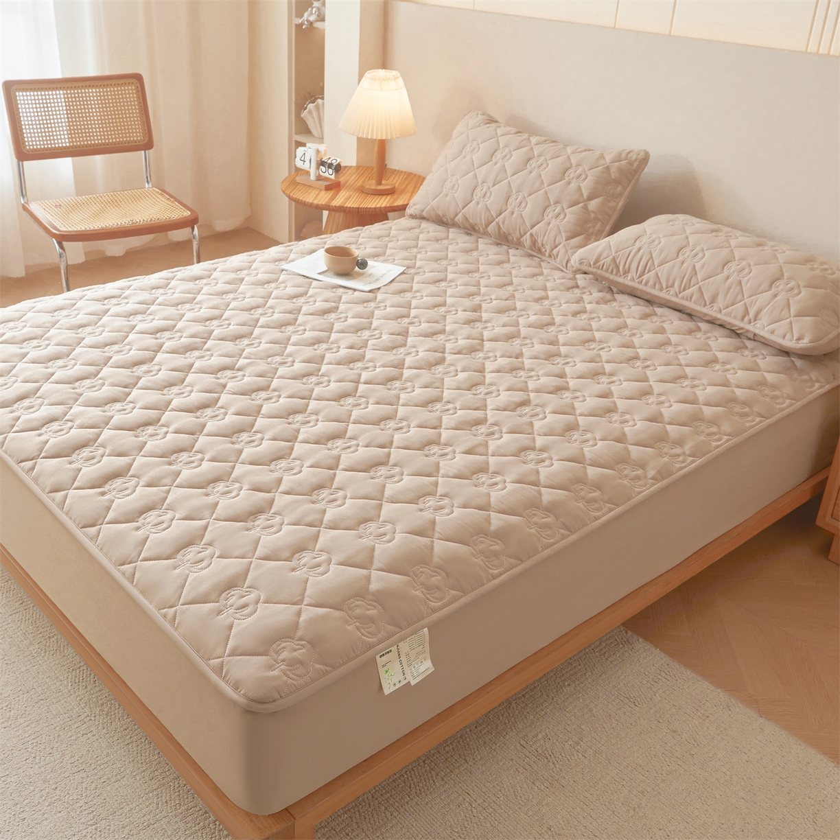 91家纺网 家纺一手货源 找家纺 柔品 2026新款牛奶棉新疆棉花夹棉床笠 新疆棉花-卡其