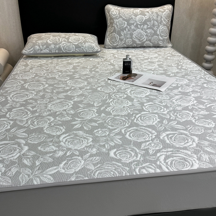 91家纺网 家纺一手货源 找家纺 伊人坊 2026新款A类550克凉感提花值过0.21冰豆豆家用凉席子三件套夏季---床笠款 玫瑰-灰