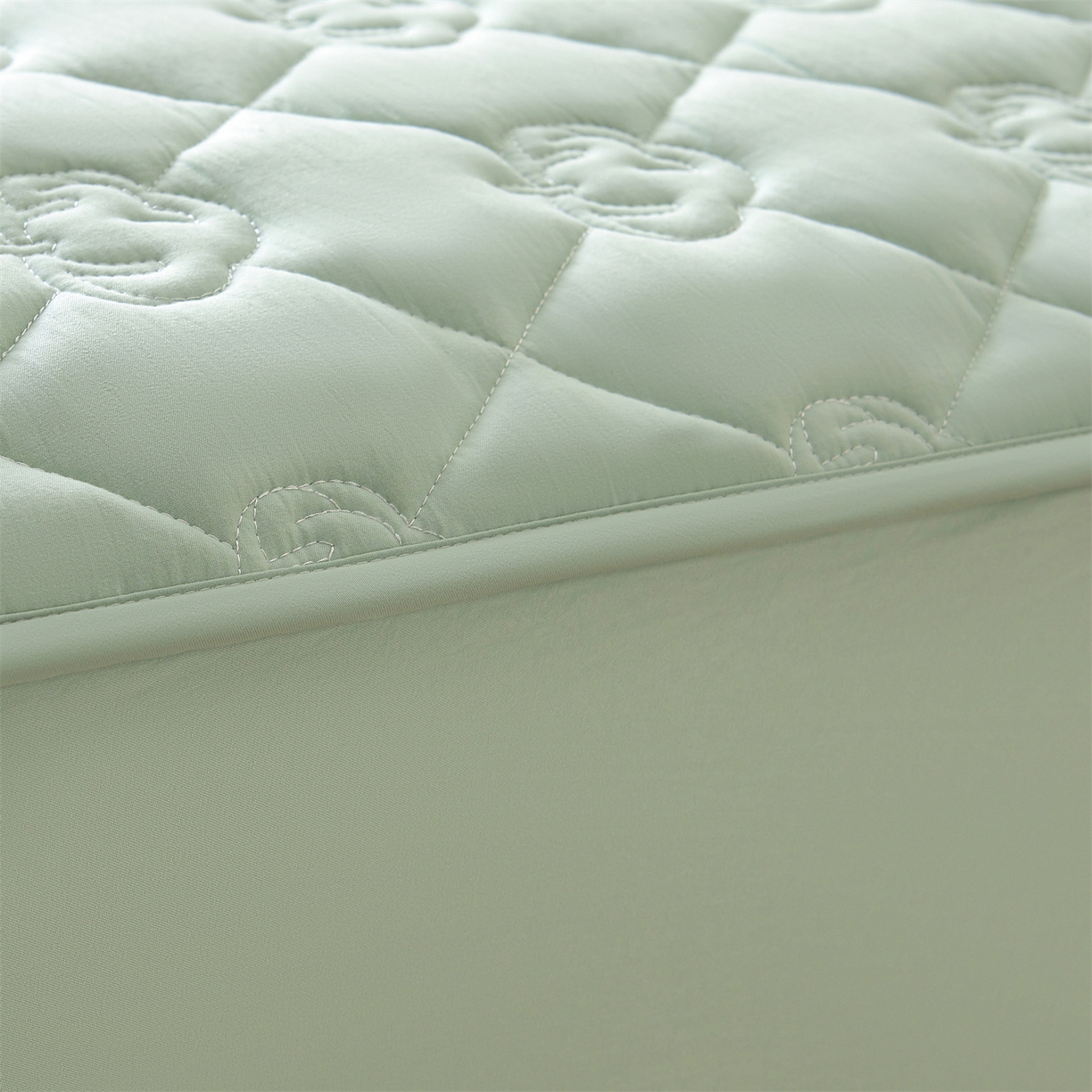 91家纺网 家纺一手货源 找家纺 柔品 2026新款牛奶棉新疆棉花夹棉床笠 新疆棉花-青绿