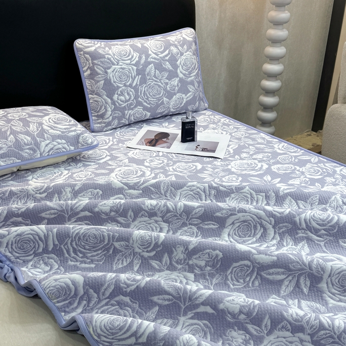 91家纺网 家纺一手货源 找家纺 伊人坊 2026新款A类550克凉感提花值过0.21冰豆豆家用凉席子三件套夏季---床笠款 玫瑰-蓝紫