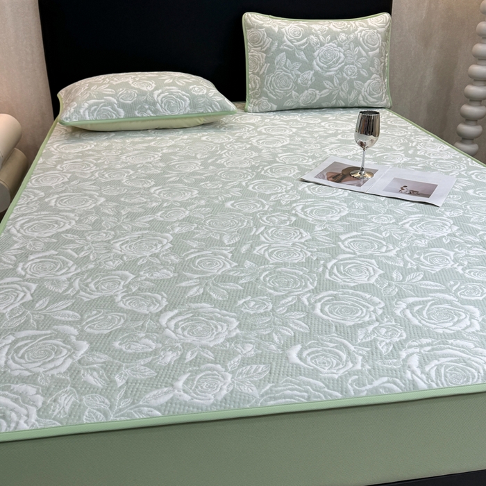 91家纺网 家纺一手货源 找家纺 伊人坊 2026新款A类550克凉感提花值过0.21冰豆豆家用凉席子三件套夏季---床笠款 玫瑰-绿