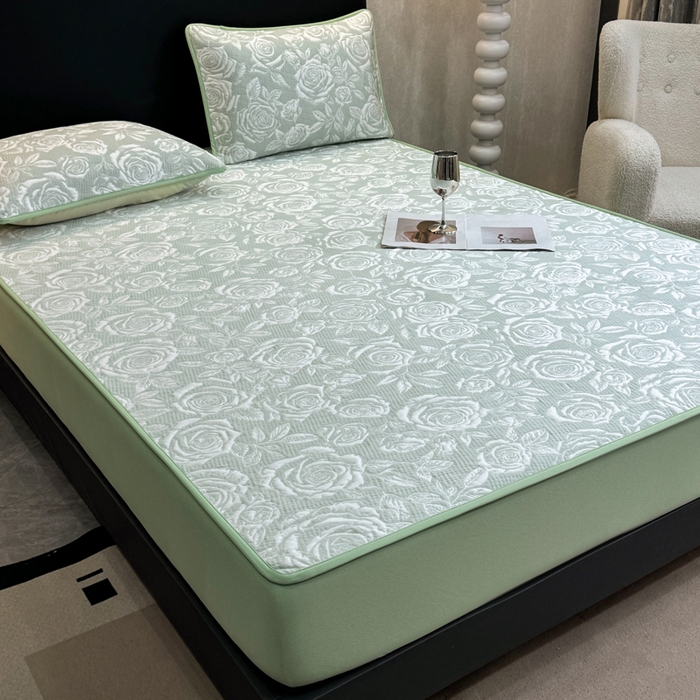 91家纺网 家纺一手货源 找家纺 伊人坊 2026新款A类550克凉感提花值过0.21冰豆豆家用凉席子三件套夏季---床笠款 玫瑰-绿