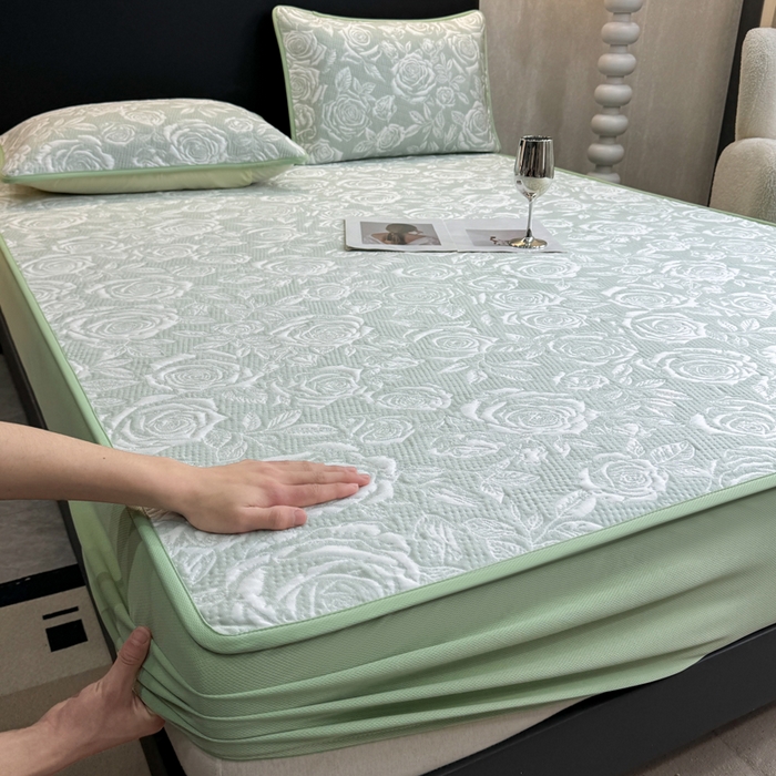 91家纺网 家纺一手货源 找家纺 伊人坊 2026新款A类550克凉感提花值过0.21冰豆豆家用凉席子三件套夏季---床笠款 玫瑰-绿