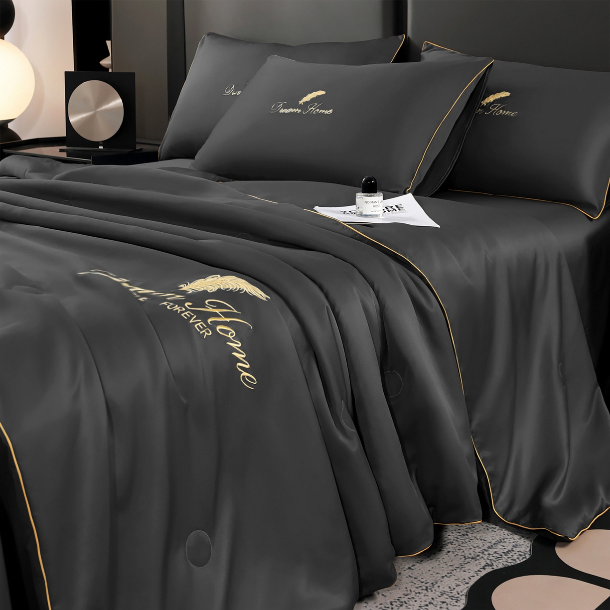 91家纺网 家纺一手货源 找家纺 维娜斯家纺 2026新款绣花冰丝夏被四件套 灰色