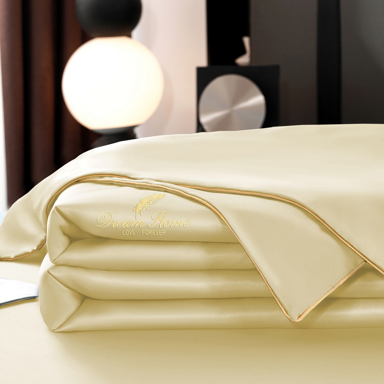 91家纺网 家纺一手货源 找家纺 维娜斯家纺 2026新款绣花冰丝夏被四件套 米色