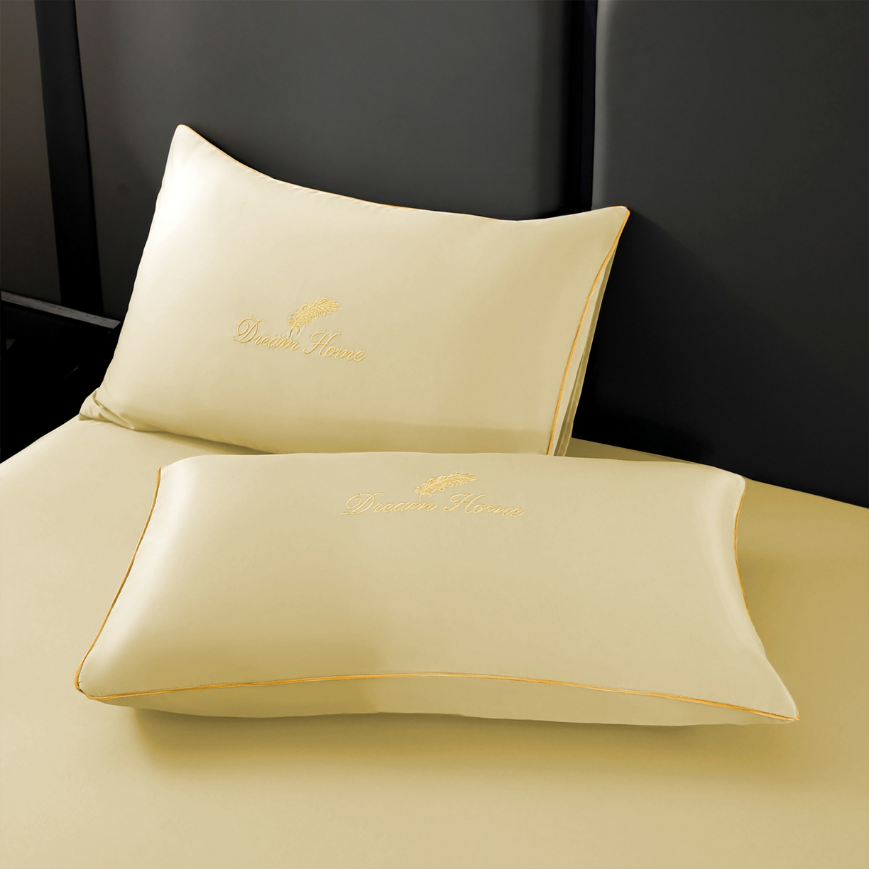 91家纺网 家纺一手货源 找家纺 维娜斯家纺 2026新款绣花冰丝夏被四件套 米色