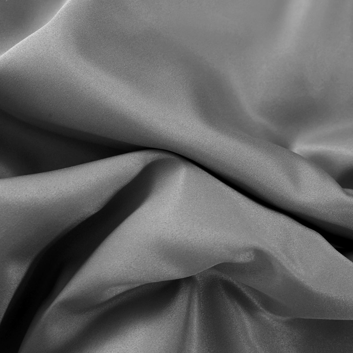 91家纺网 家纺一手货源 找家纺 维娜斯家纺 2026新款绣花冰丝夏被四件套 浅灰