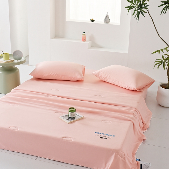 91家纺网 家纺一手货源 找家纺 LADYCOCO可可家居 2026新款PE冰锦丝语夏凉被 清凉粉