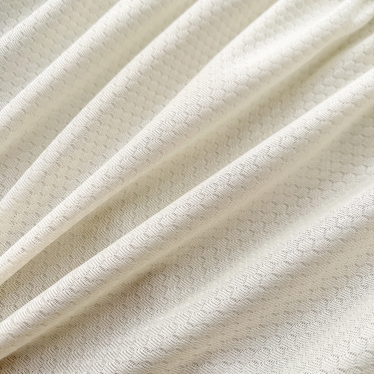 91家纺网 家纺一手货源 找家纺 眠势力 2026新款冰豆豆床裙款床笠夏天冰凉豆豆空调席子带花边床裙床笠二合一 蝶梦玫瑰-冰蓝