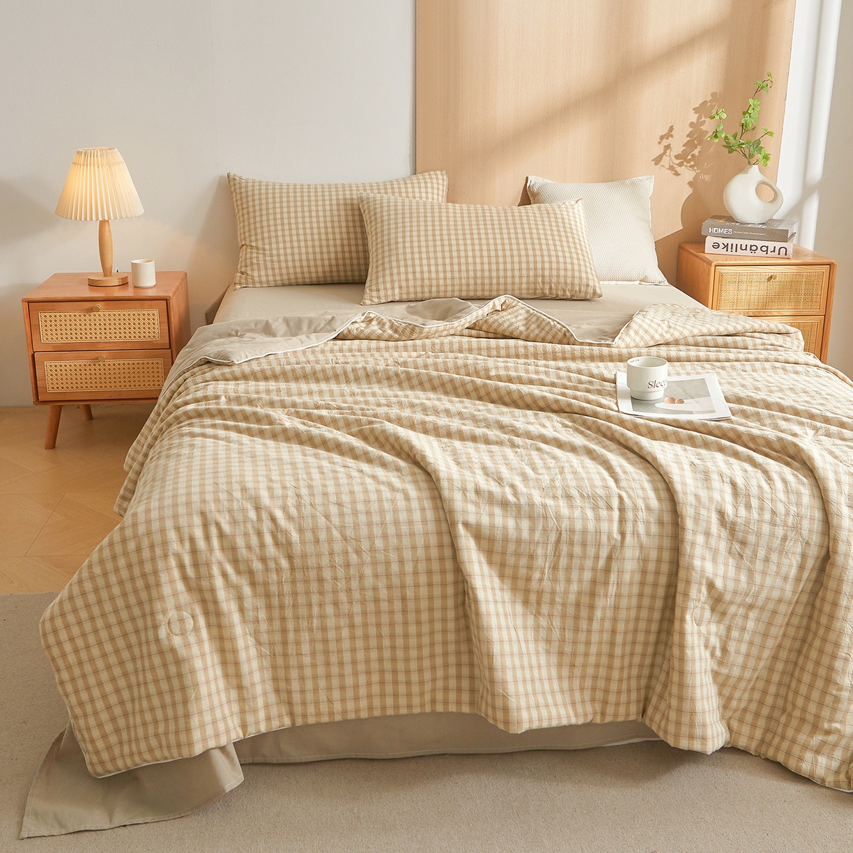 91家纺网 家纺一手货源 找家纺 金喜 2026新款A类全棉色织新疆棉夏被四件套 朵拉咖