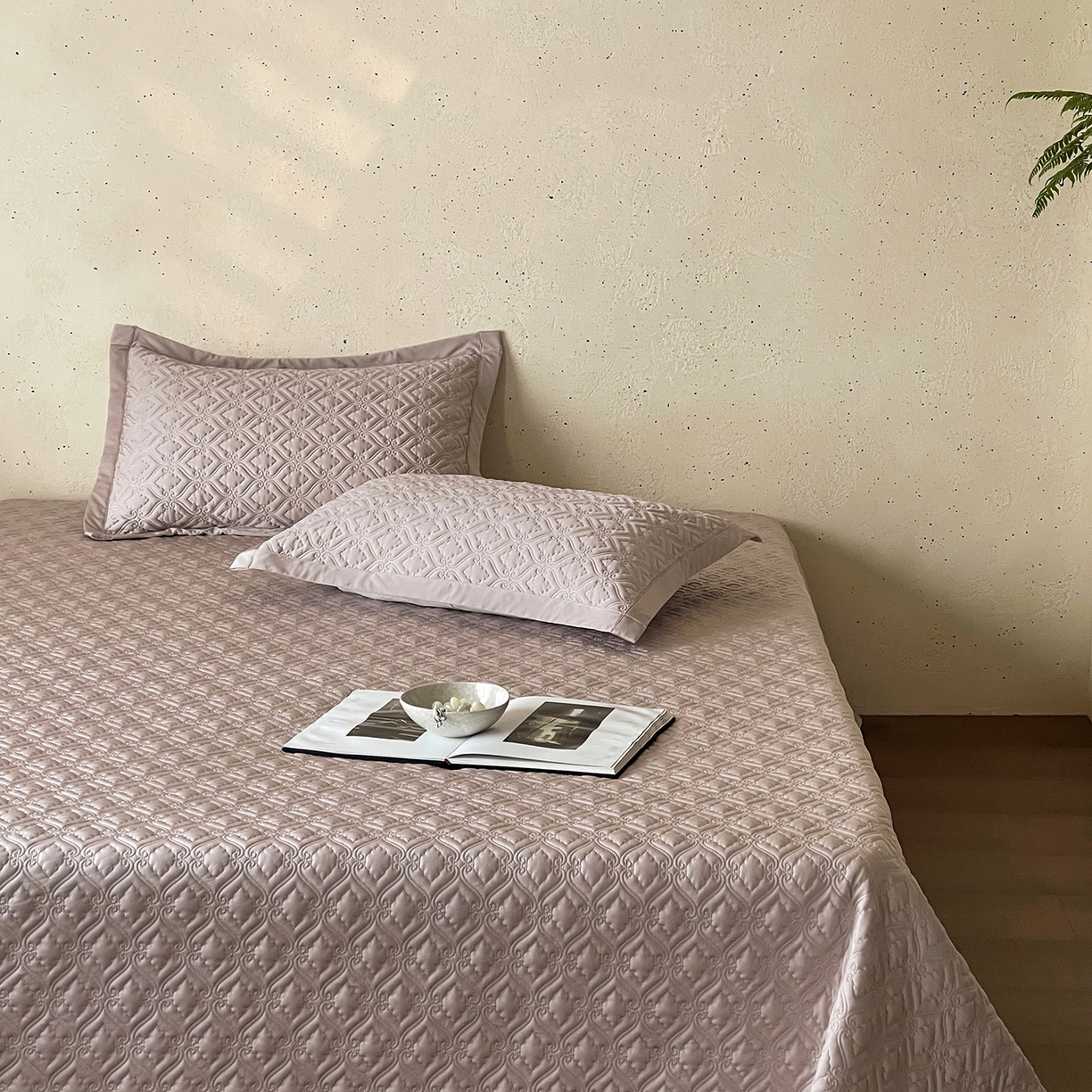 91家纺网 家纺一手货源 找家纺 （总）傲蕾良品 2026新款韩国高量子冰丝床盖款软凉席