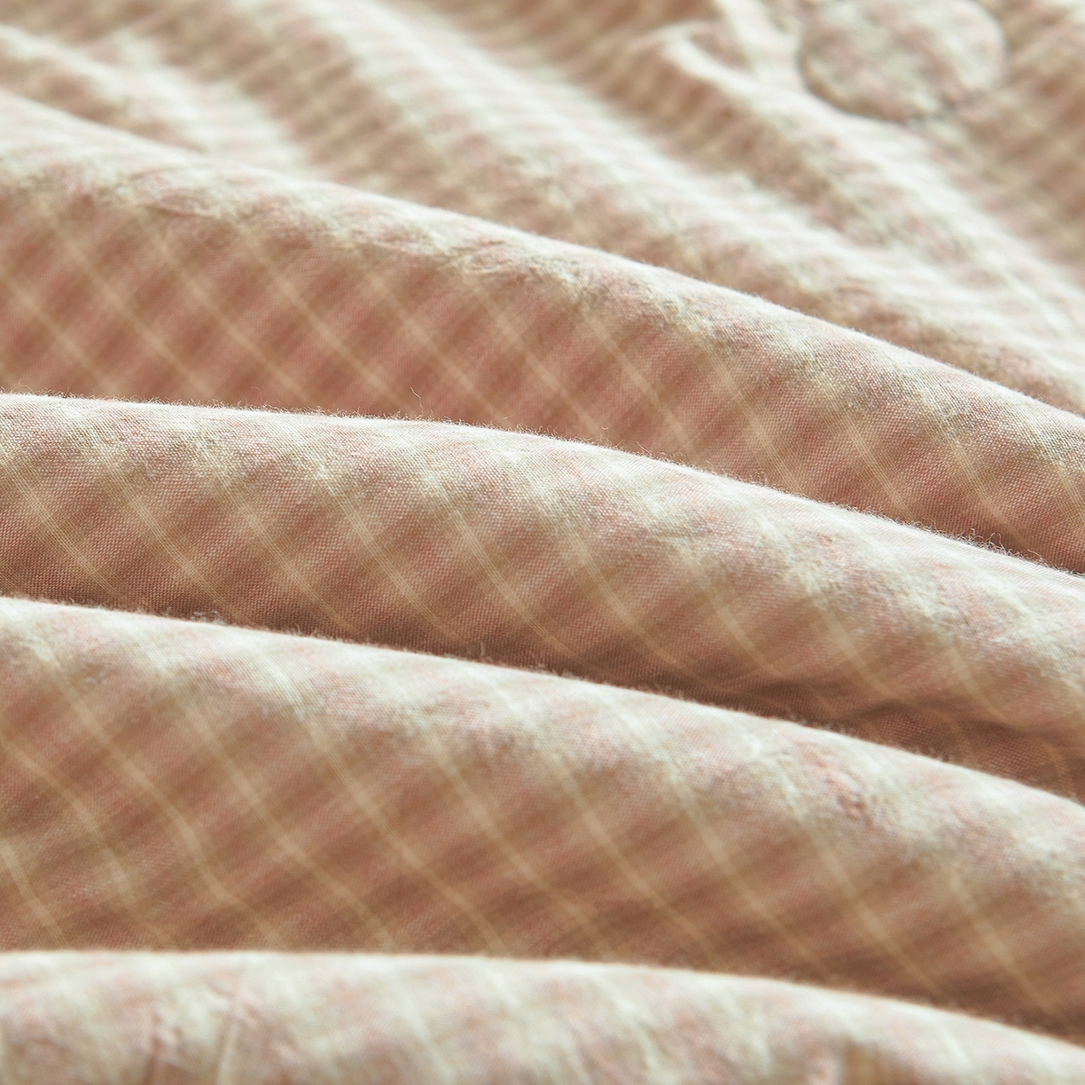 91家纺网 家纺一手货源 找家纺 金喜 2026新款A类全棉色织新疆棉夏被四件套 琥珀粉