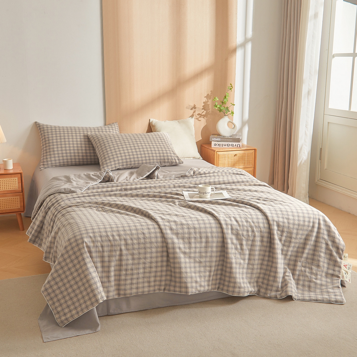 91家纺网 家纺一手货源 找家纺 金喜 2026新款A类全棉色织新疆棉夏被四件套 焕花灰