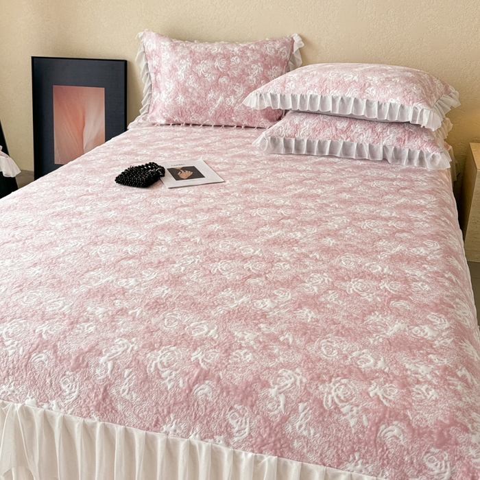 91家纺网 家纺一手货源 找家纺 （总）懒猫家纺 2026新款凉感提花床裙款凉席洛可可系列