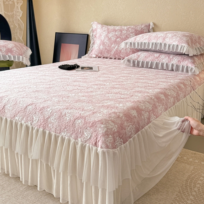 91家纺网 家纺一手货源 找家纺 懒猫家纺 2026新款凉感提花床裙款凉席洛可可系列 洛可可-粉