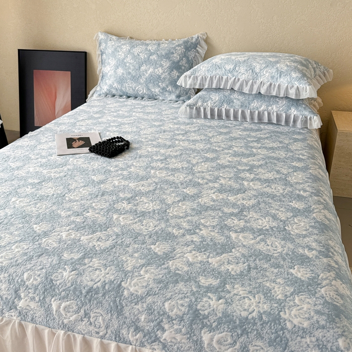 91家纺网 家纺一手货源 找家纺 懒猫家纺 2026新款凉感提花床裙款凉席洛可可系列 洛可可-蓝